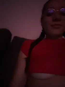 Ellie lowell online show from 04/14/26, 03:55