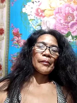 ImYourWoman 55 online show from 10/24/25, 11:20