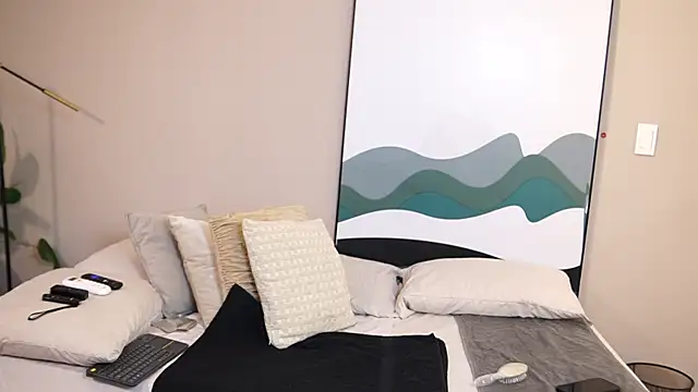 Ariaa Isabell online show from 10/14/25, 06:19