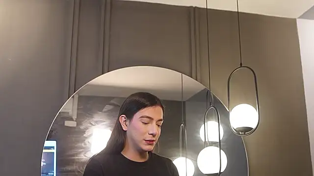 Ariaa Isabell online show from 04/07/26, 06:32