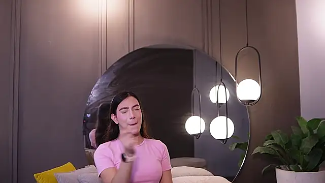 Ariaa Isabell online show from 04/16/26, 06:30