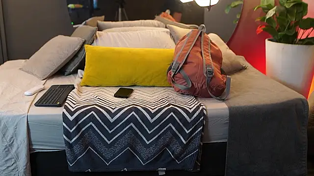 Ariaa Isabell online show from 03/03/26, 06:26