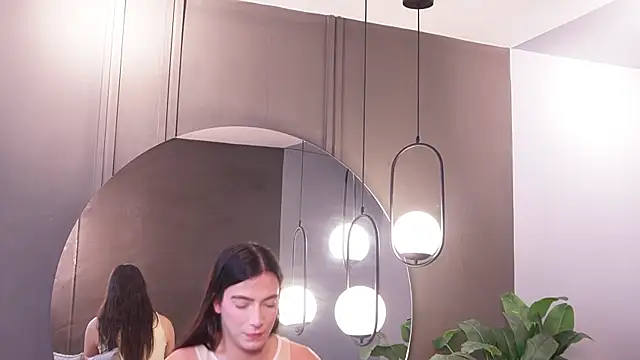 Ariaa Isabell online show from 04/09/26, 06:36