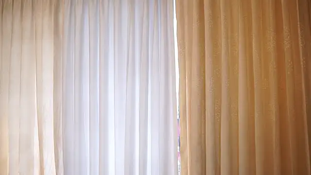 Ariaa Isabell online show from 10/17/25, 06:21