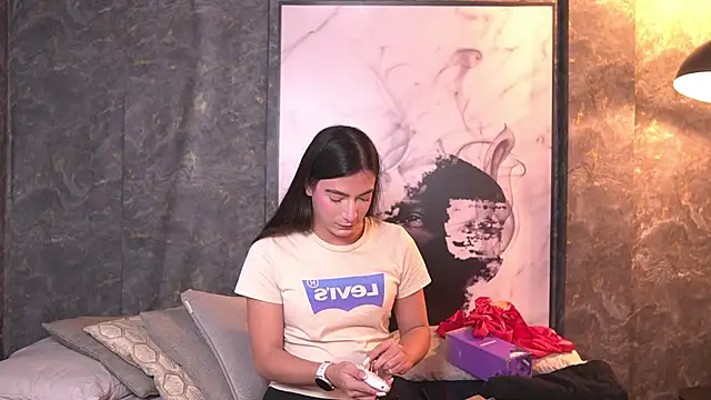 Ariaa Isabell online show from 03/25/26, 06:29