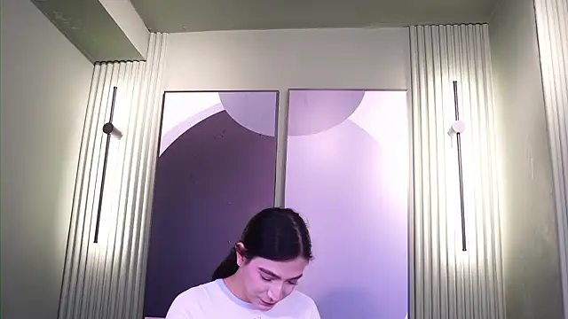 Snapshot of Ariaa_Isabell chatting on 07/11/26, 01:11 Ariaa Isabell online show from 07/11/26, 01:11