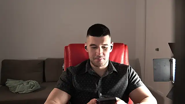 Sand0w online show from 04/10/26, 09:33