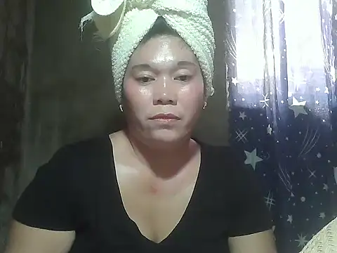 exoticclit69 online show from 04/18/26, 04:59