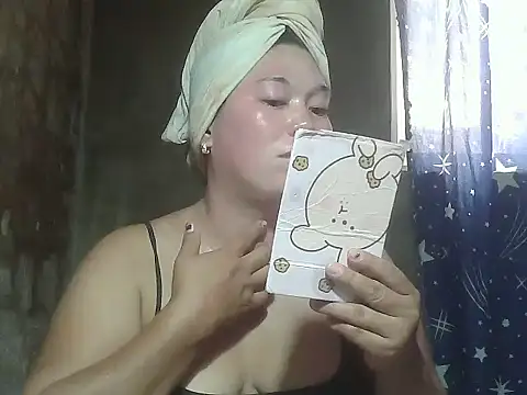 exoticclit69 online show from 04/15/26, 05:24