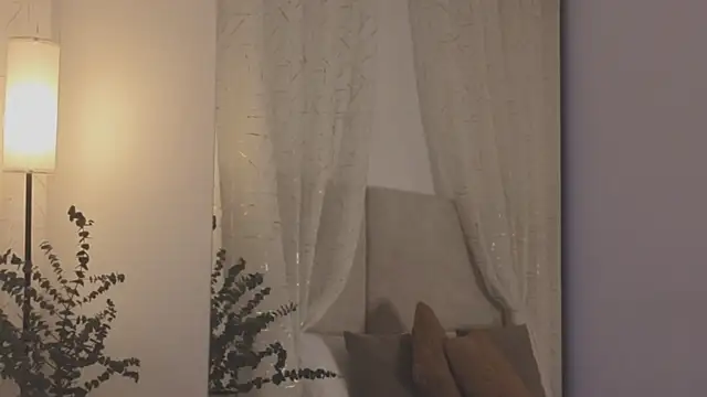 scarlethlux online show from 05/26/26, 05:16