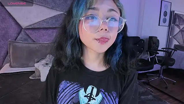 TerumiKitty online show from 09/10/25, 11:04