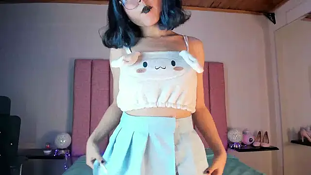 TerumiKitty online show from 02/05/26, 09:21