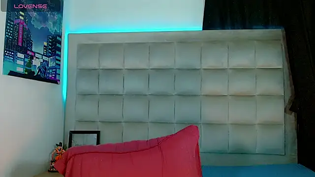 AmazingMistressNathy online show from 04/09/26, 06:30