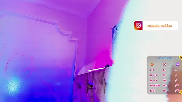 Snapshot of LADY-HOT-SEXY- chatting on 12/04/25, 09:03 LADY-HOT-SEXY- online show from 12/04/25, 09:03