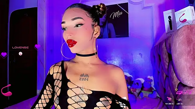 LADY-HOT-SEXY- online show from 06/13/26, 12:52