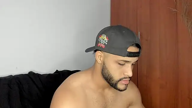 Pier Simons online show from 10/18/25, 10:28