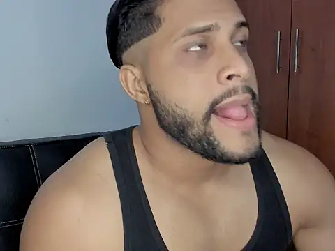 Pier Simons online show from 09/26/25, 05:47