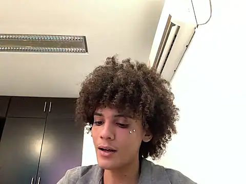 Max Rain online show from 04/21/26, 12:12