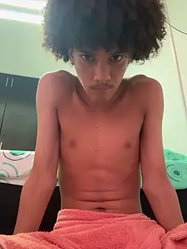 Max Rain online show from 10/17/25, 10:00