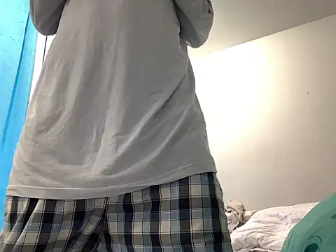 Max Rain online show from 04/14/26, 10:04