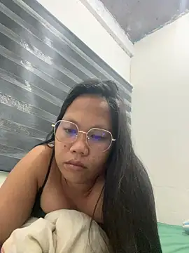 Snapshot of SpankyMyAss69 chatting on 02/03/26, 03:28 SpankyMyAss69 online show from 02/03/26, 03:28