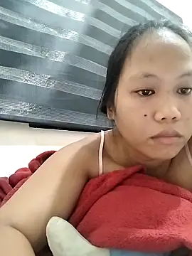 Snapshot of SpankyMyAss69 chatting on 12/21/25, 04:08 SpankyMyAss69 online show from 12/21/25, 04:08