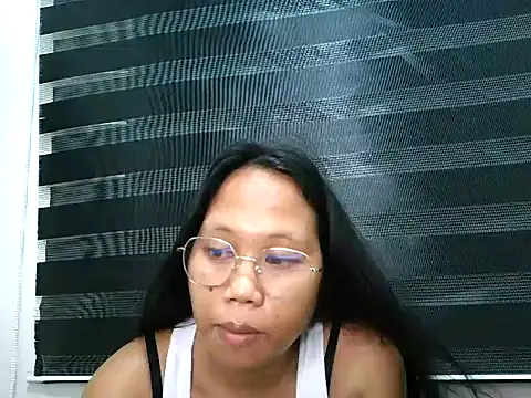 Snapshot of SpankyMyAss69 chatting on 02/25/26, 03:12 SpankyMyAss69 online show from 02/25/26, 03:12