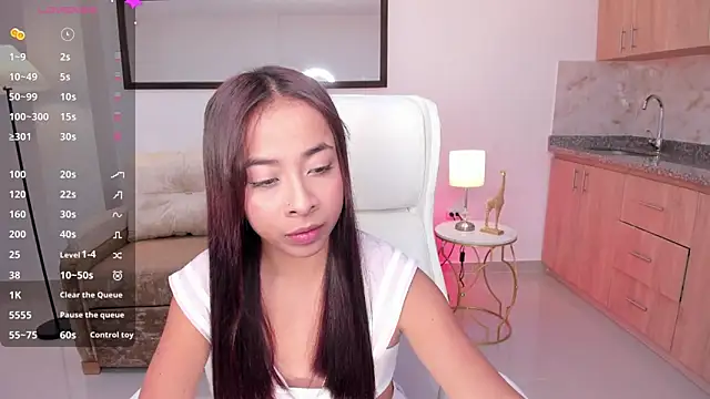 July Adams online show from 10/04/25, 03:52