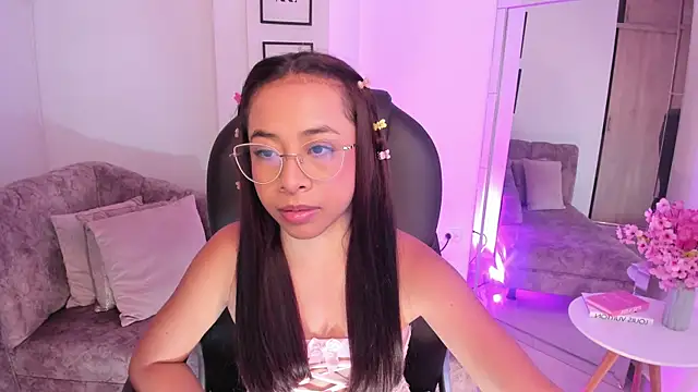 July Adams online show from 11/13/25, 04:05