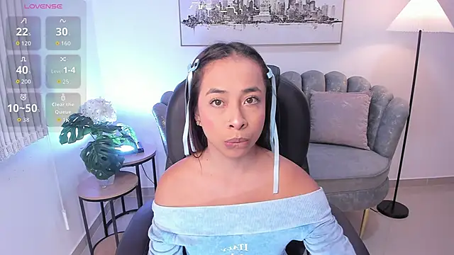 Snapshot of July_Adams chatting on 02/21/26, 01:51 July Adams online show from 02/21/26, 01:51