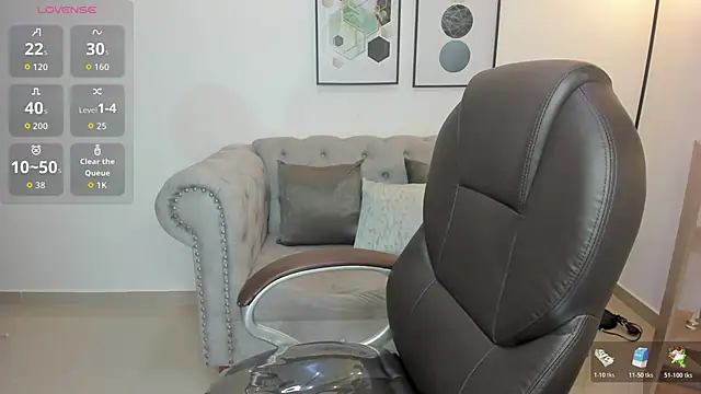 July Adams online show from 05/06/26, 02:59