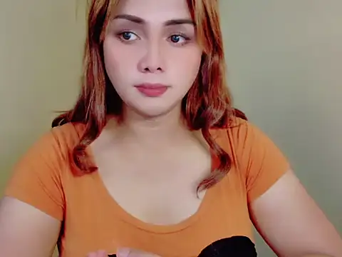 Snapshot of sexymegretle_32 chatting on 06/19/26, 12:00 sexymegretle 32 online show from 06/19/26, 12:00