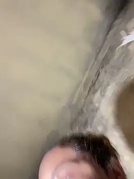 Chloe Leaozinho online show from 04/14/26, 01:38