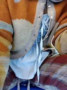 Tiyir597 online show from 10/28/25, 12:22