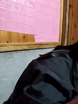 Tiyir597 online show from 11/12/25, 09:02