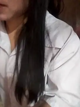 Snapshot of Tiyir597 chatting on 05/02/26, 02:11 Tiyir597 online show from 05/02/26, 02:11