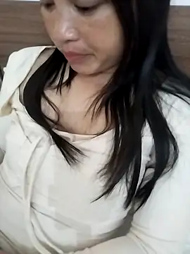 Tiyir597 online show from 03/19/26, 01:33