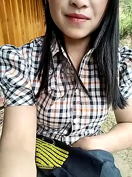 Tiyir597 online show from 10/17/25, 02:48