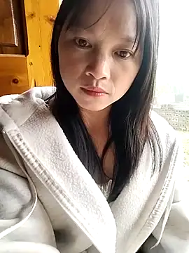 Tiyir597 online show from 10/25/25, 04:11