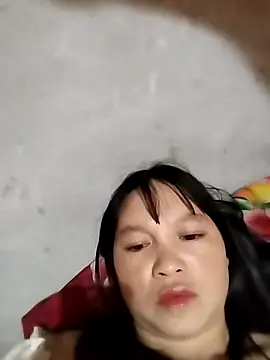 Tiyir597 online show from 10/31/25, 11:22