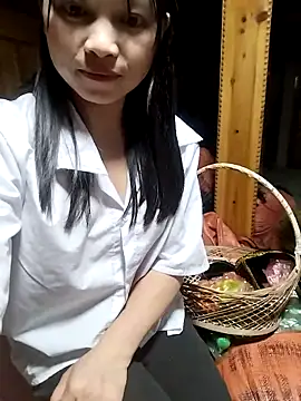 Tiyir597 online show from 10/08/25, 02:29