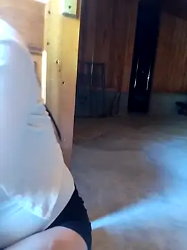 Tiyir597 online show from 04/12/26, 03:32