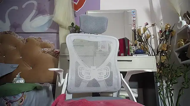 lyly asian online show from 01/10/26, 12:06