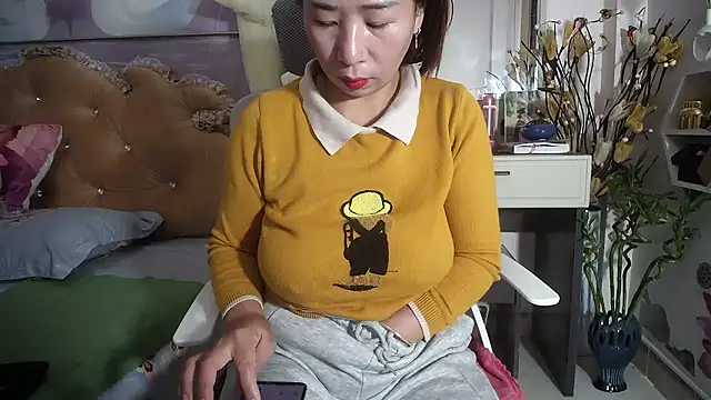 lyly asian online show from 01/06/26, 12:14