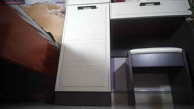 lyly asian online show from 03/19/26, 04:51