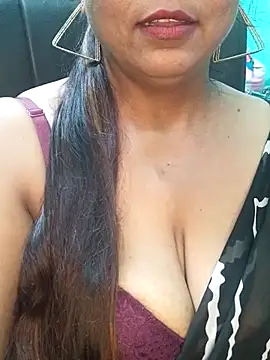 Snapshot of Bhanu-Sharma chatting on 06/03/26, 02:44 Bhanu-Sharma online show from 06/03/26, 02:44