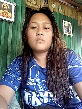 pretty me092121 online show from 10/25/25, 05:06