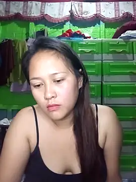 pretty me092121 online show from 12/17/25, 04:56