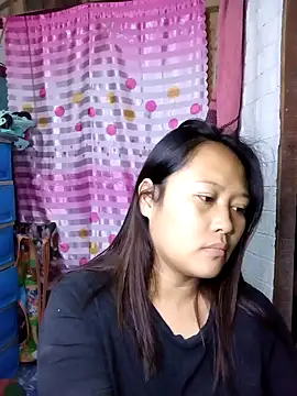 Snapshot of pretty_me092121 chatting on 10/15/25, 06:05 pretty me092121 online show from 10/15/25, 06:05