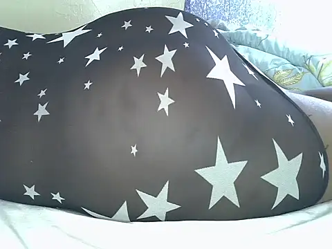 Snapshot of Ntshire chatting on 02/12/26, 06:13 Ntshire online show from 02/12/26, 06:13